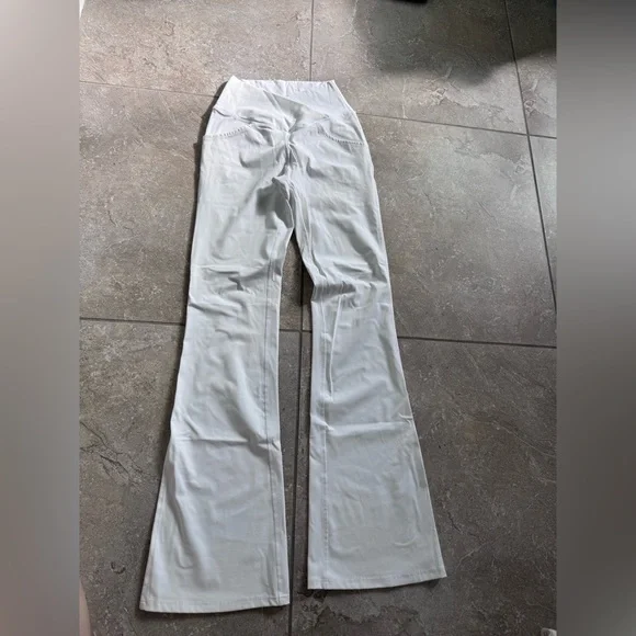 Yoga Flare Pants/Leggings - Picture 5 of 5